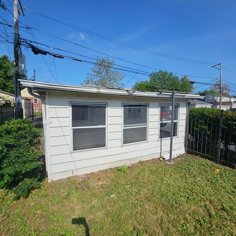 8456 S Damen Avenue, Chicago, IL 60620