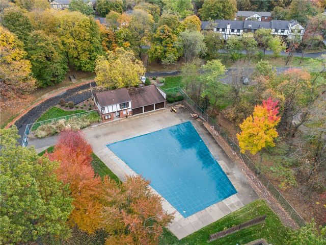 104 Timber Lane Ct, Aleppo, PA 15143