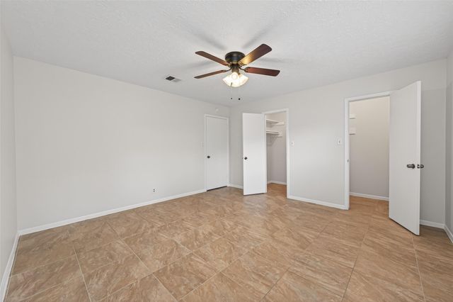 23919 Farm Hill Road, Spring, TX 77373