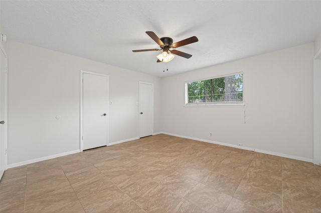 23919 Farm Hill Road, Spring, TX 77373