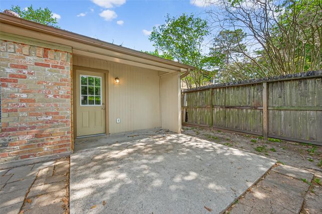 23919 Farm Hill Road, Spring, TX 77373