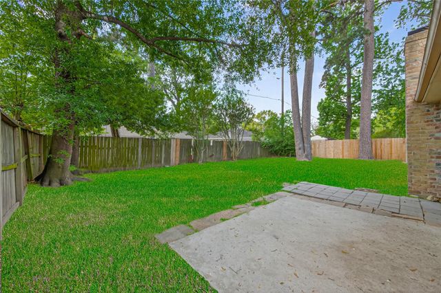 23919 Farm Hill Road, Spring, TX 77373
