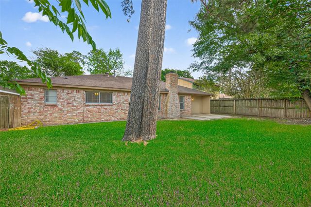 23919 Farm Hill Road, Spring, TX 77373