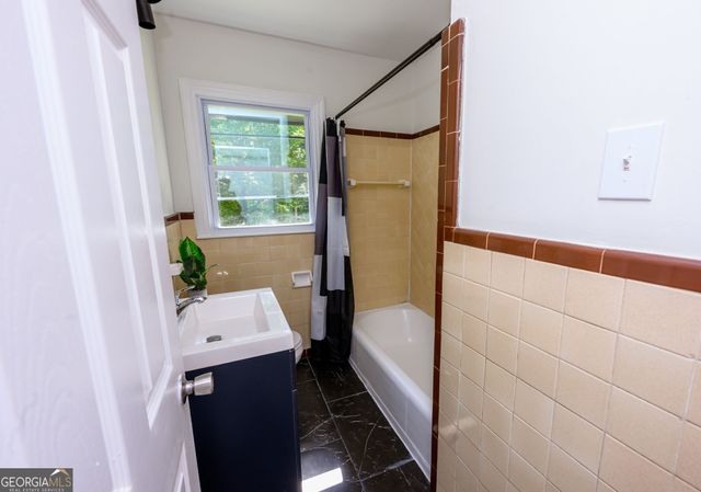 2970 Humphries Drive SE, Atlanta, GA 30354
