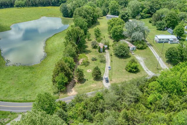 280 Bone Cave Rd, Rock Island, TN 38581