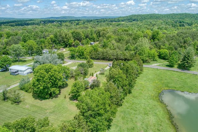 280 Bone Cave Rd, Rock Island, TN 38581