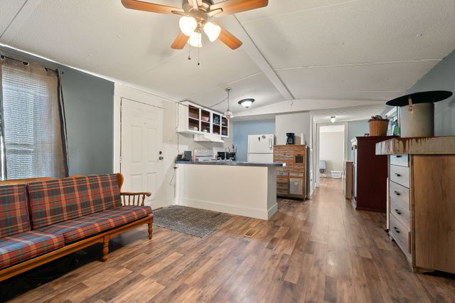 280 Bone Cave Rd, Rock Island, TN 38581