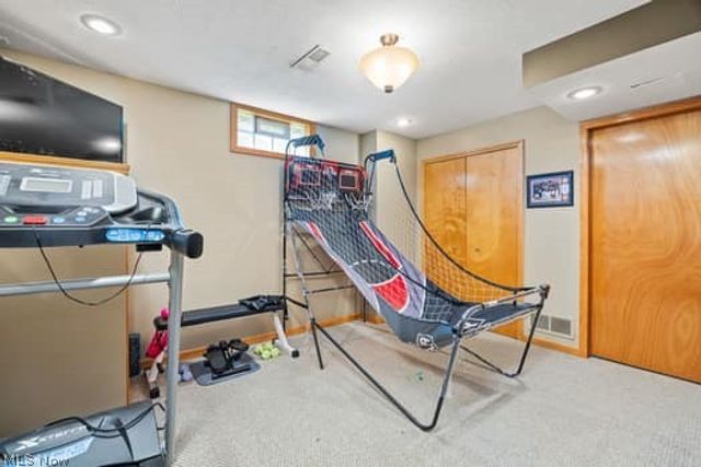 964 Kings Cross Drive, Wadsworth, OH 44281