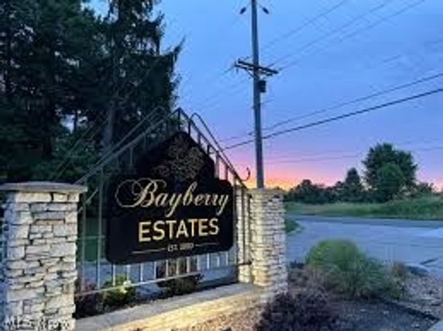 964 Kings Cross Drive, Wadsworth, OH 44281