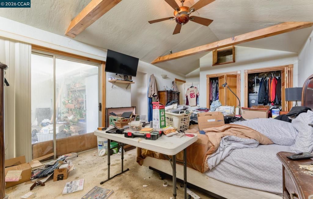 Image 11 of property listing at 457 Gilda Ave, Martinez, CA 94553