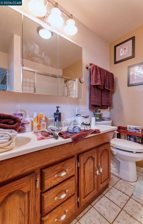 Image 12 of property listing at 457 Gilda Ave, Martinez, CA 94553