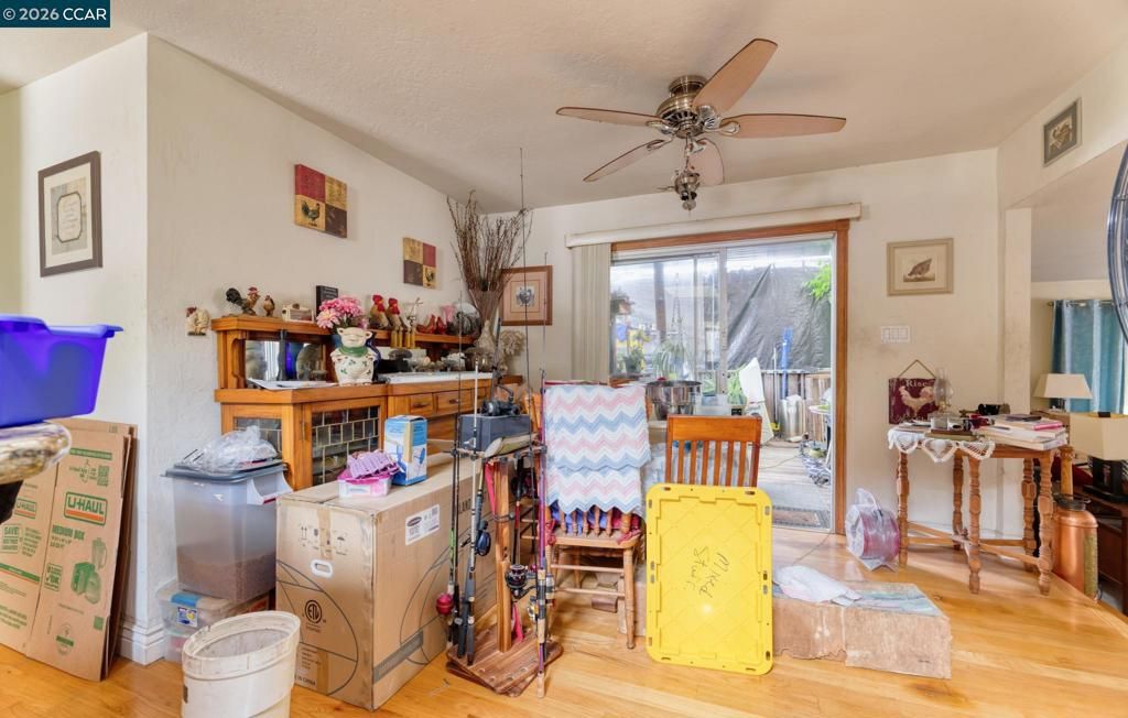 Image 8 of property listing at 457 Gilda Ave, Martinez, CA 94553