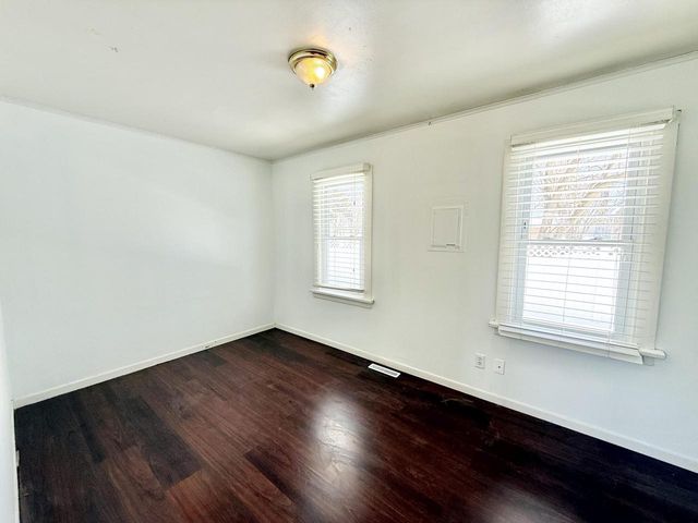 1513 Skinner DRIVE, Twin Lakes, WI 53181