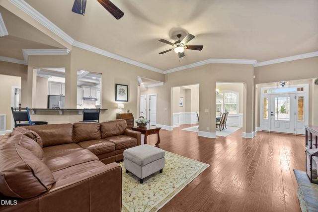 5600 Bella Terra Court, Wake Forest, NC 27587