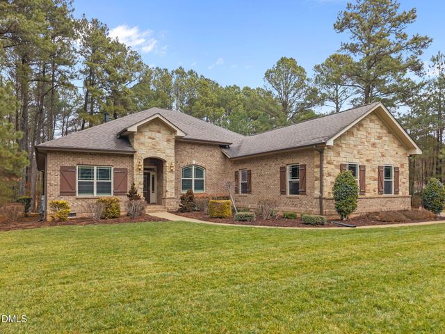 5600 Bella Terra Court, Wake Forest, NC 27587