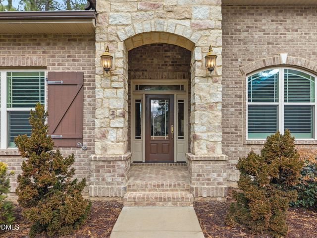 5600 Bella Terra Court, Wake Forest, NC 27587