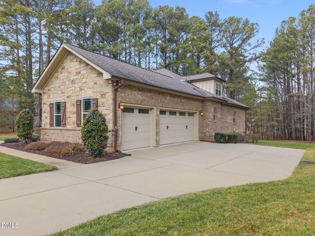 5600 Bella Terra Court, Wake Forest, NC 27587