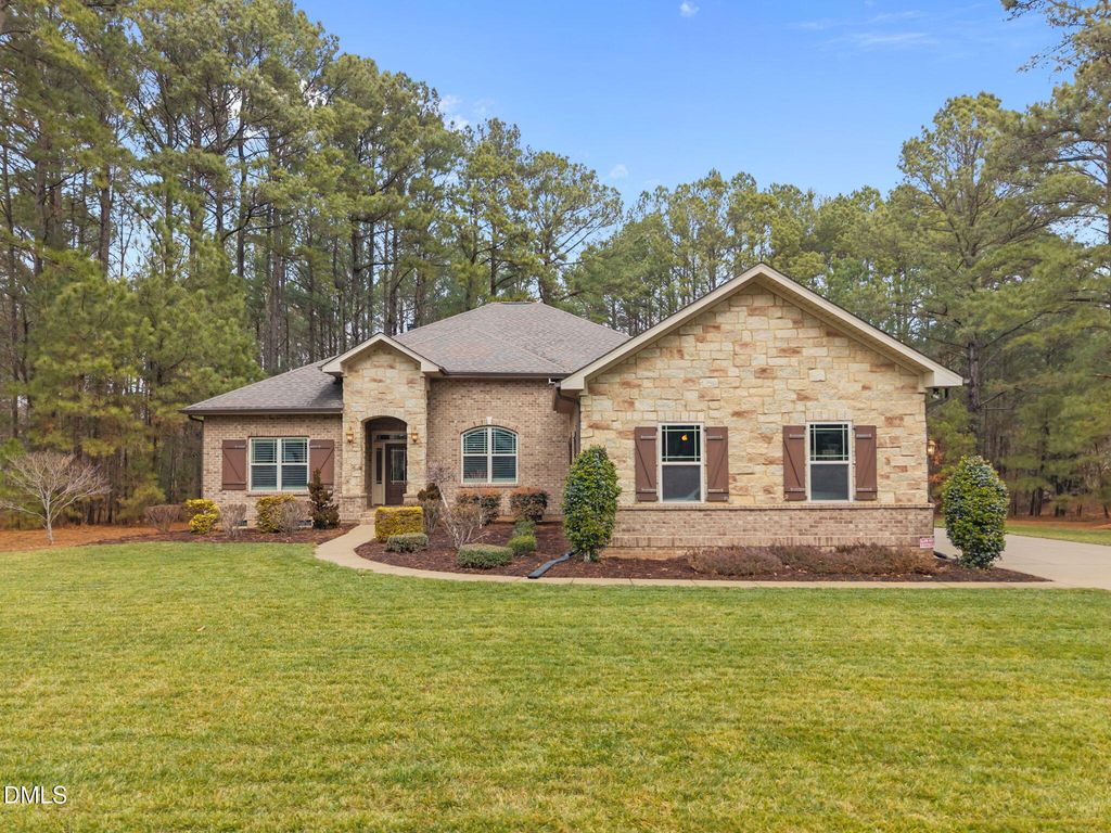5600 Bella Terra Court, Wake Forest, NC 27587