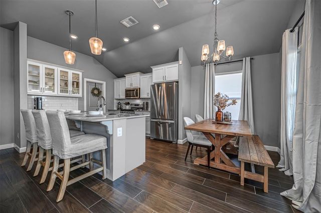 15740 Caney Drive, Edmond, OK 73013