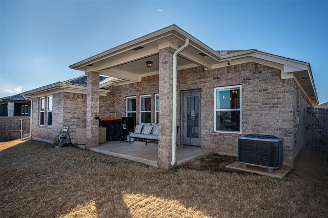 15740 Caney Drive, Edmond, OK 73013