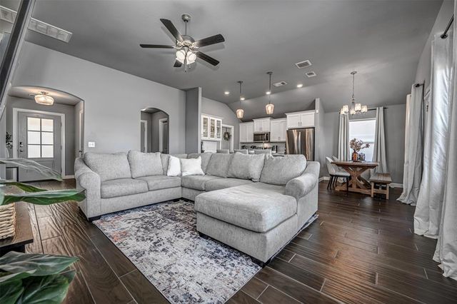 15740 Caney Drive, Edmond, OK 73013