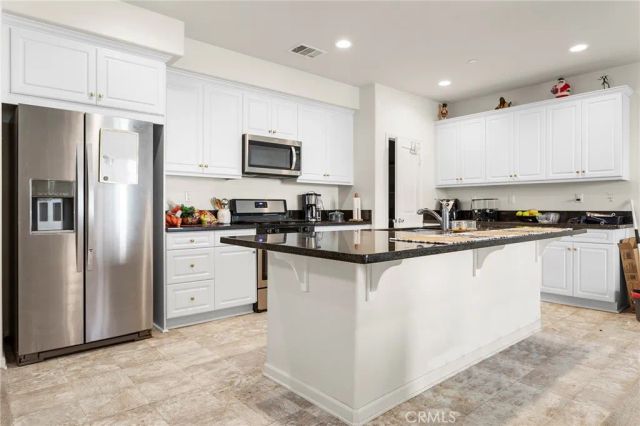 35342 Marabella Court, Winchester, CA 92596