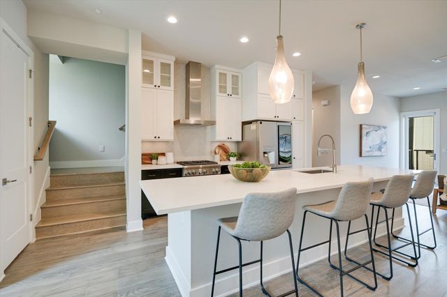 4402 Authentic DR 69, Austin, TX 78731