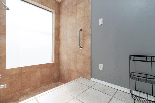 112 E Ulex Avenue, Mcallen, TX 78504