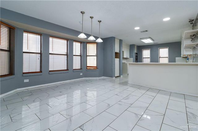 112 E Ulex Avenue, Mcallen, TX 78504