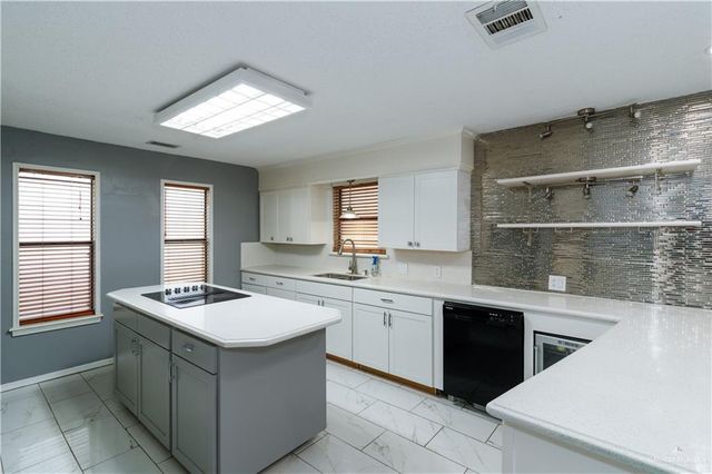 112 E Ulex Avenue, Mcallen, TX 78504