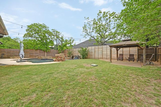 605 River Oaks DR, Austin, TX 78748