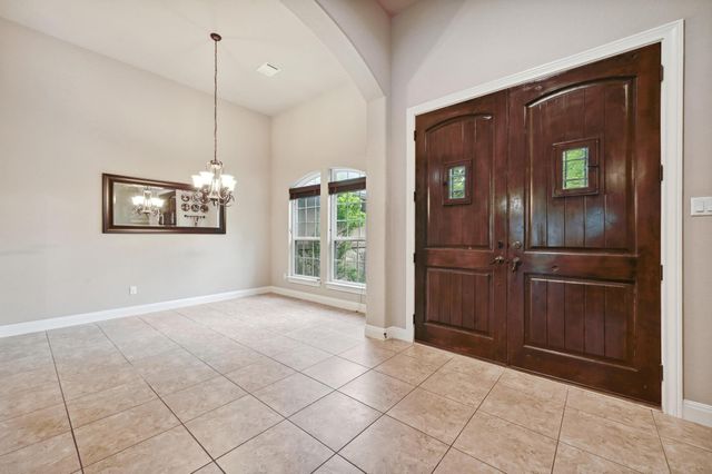 605 River Oaks DR, Austin, TX 78748