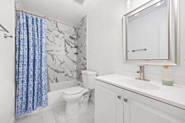 3477 Deer Creek Palladian Circle, Deerfield Beach, FL 33442
