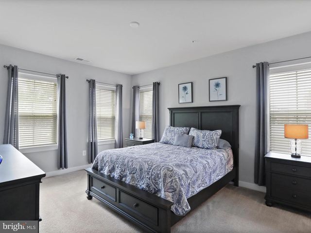 6480 CALVERTON DR #101, Frederick, MD 21703