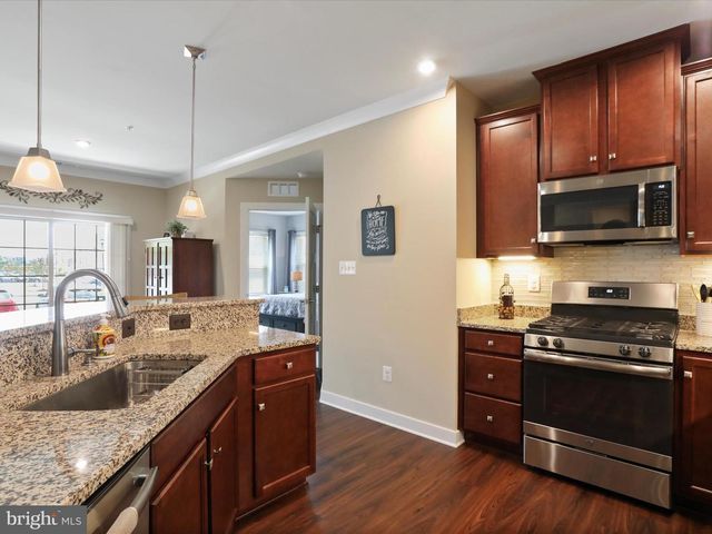 6480 CALVERTON DR #101, Frederick, MD 21703