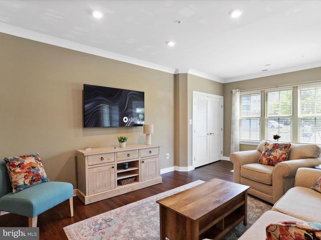 6480 CALVERTON DR #101, Frederick, MD 21703