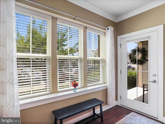 6480 CALVERTON DR #101, Frederick, MD 21703