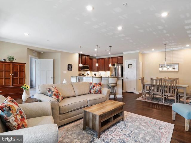 6480 CALVERTON DR #101, Frederick, MD 21703