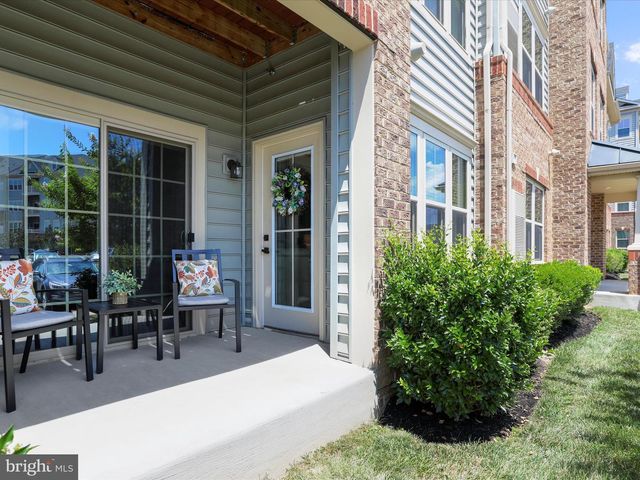 6480 CALVERTON DR #101, Frederick, MD 21703