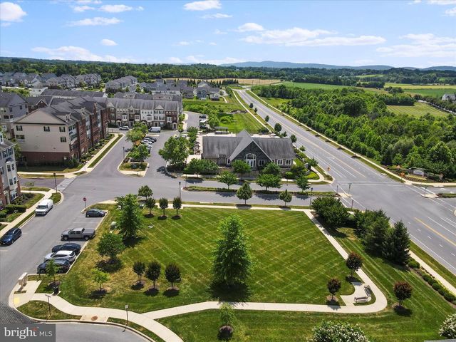 6480 CALVERTON DR #101, Frederick, MD 21703