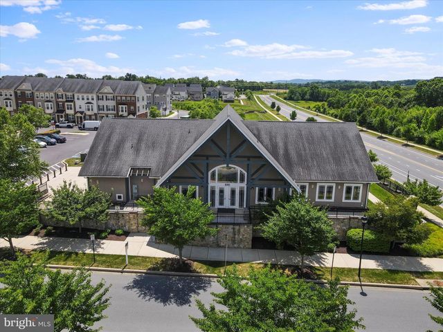 6480 CALVERTON DR #101, Frederick, MD 21703