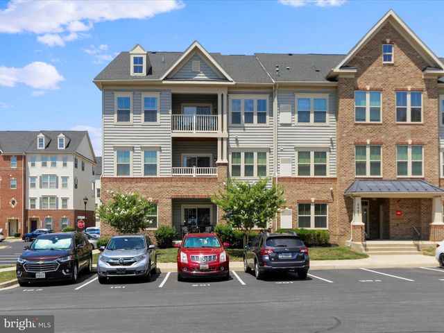 6480 CALVERTON DR #101, Frederick, MD 21703