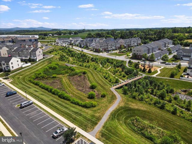 6480 CALVERTON DR #101, Frederick, MD 21703