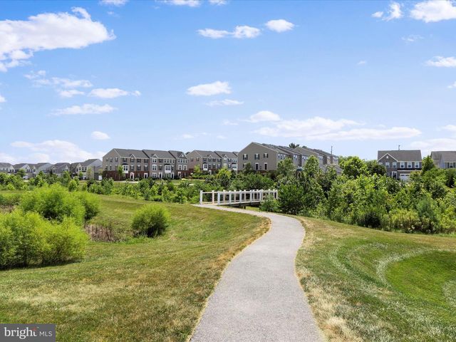 6480 CALVERTON DR #101, Frederick, MD 21703