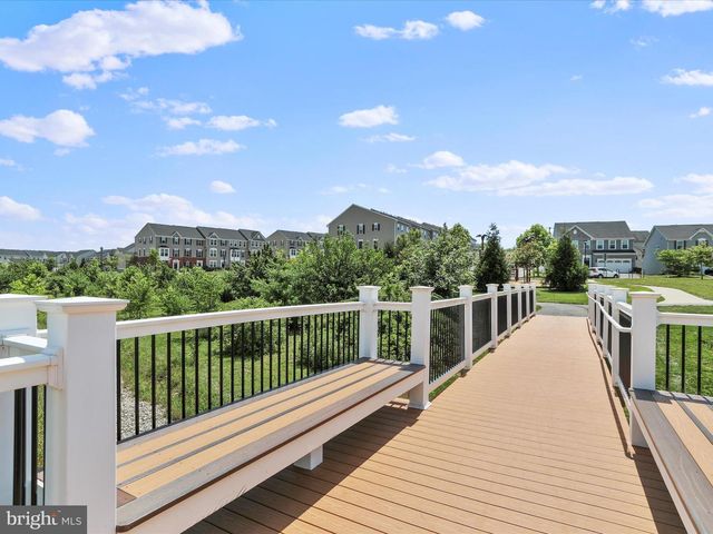 6480 CALVERTON DR #101, Frederick, MD 21703