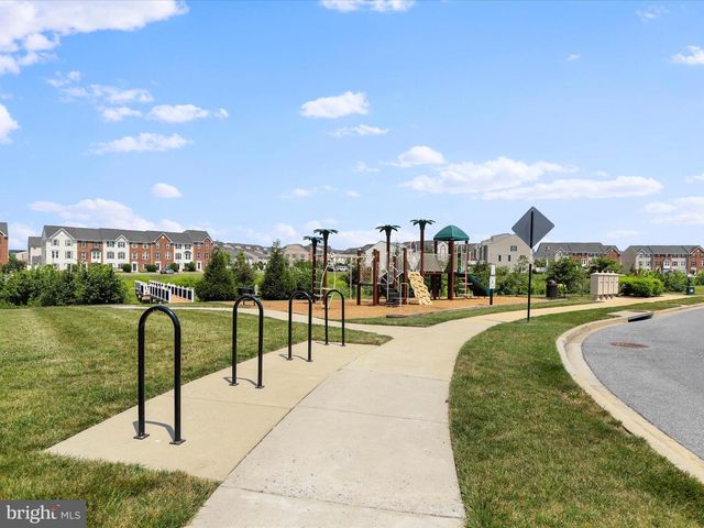 6480 CALVERTON DR #101, Frederick, MD 21703