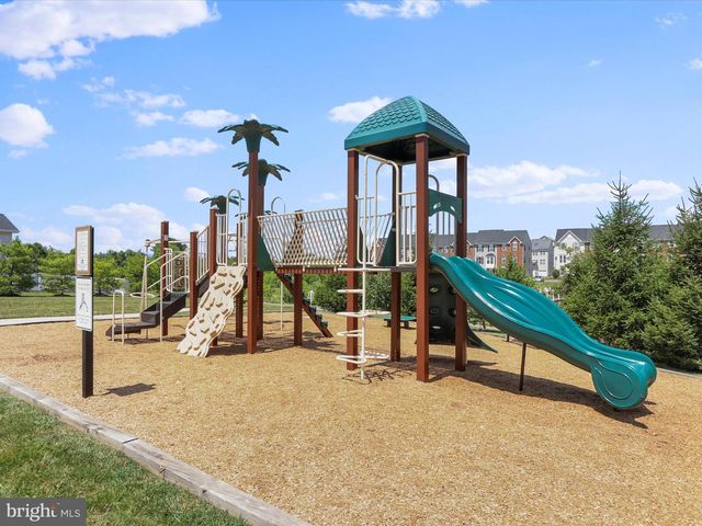 6480 CALVERTON DR #101, Frederick, MD 21703