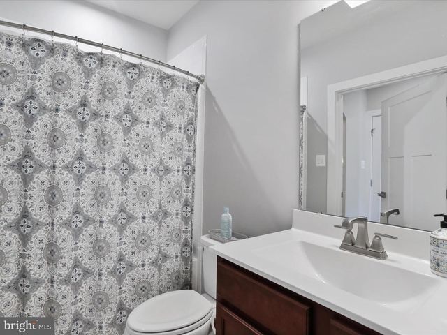 6480 CALVERTON DR #101, Frederick, MD 21703