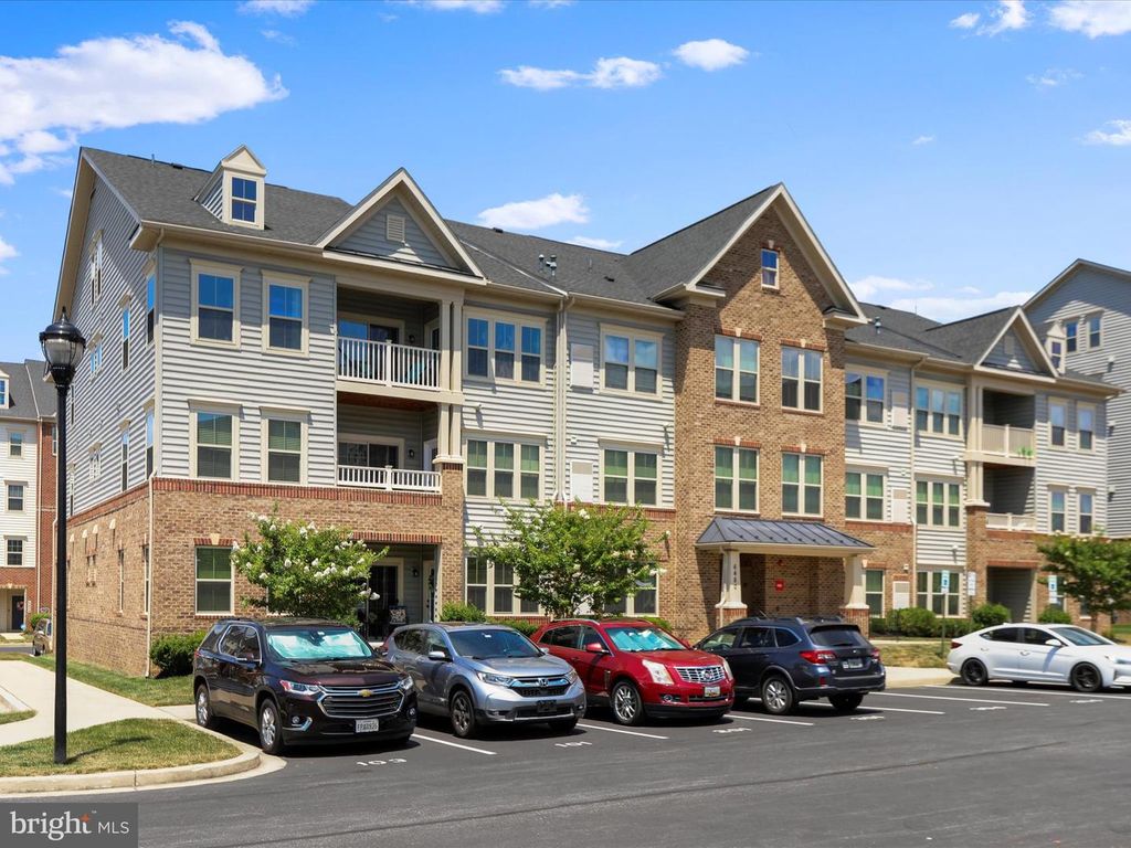 6480 CALVERTON DR #101, Frederick, MD 21703