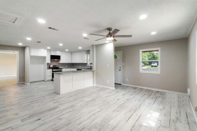 4104 Marsh Street, Bryan, TX 77803